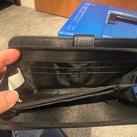 SNY wallet - Picture 3 of 5